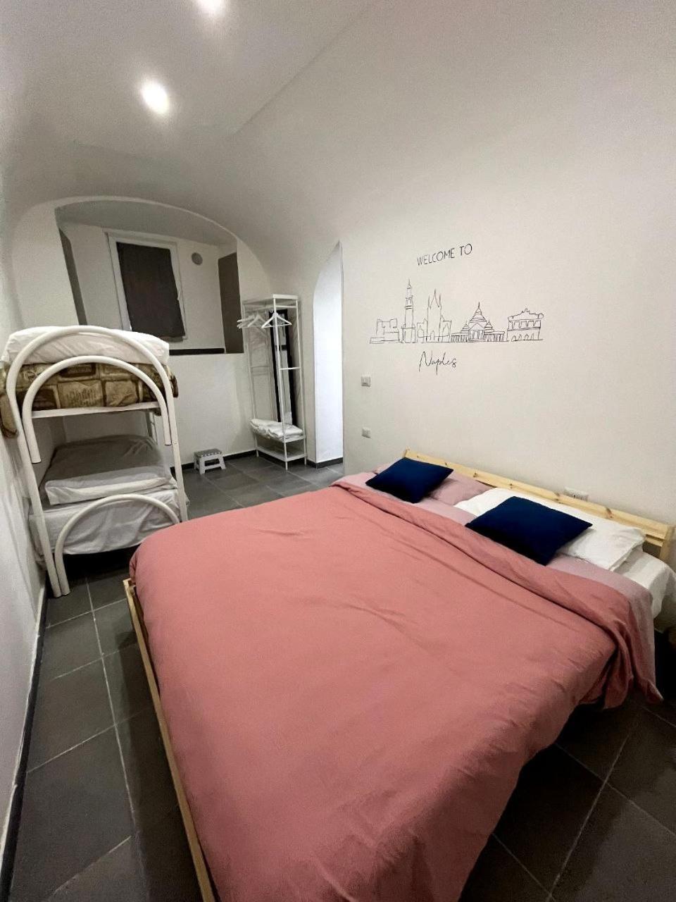 Appartement La Casa Del Principe à Naples Extérieur photo